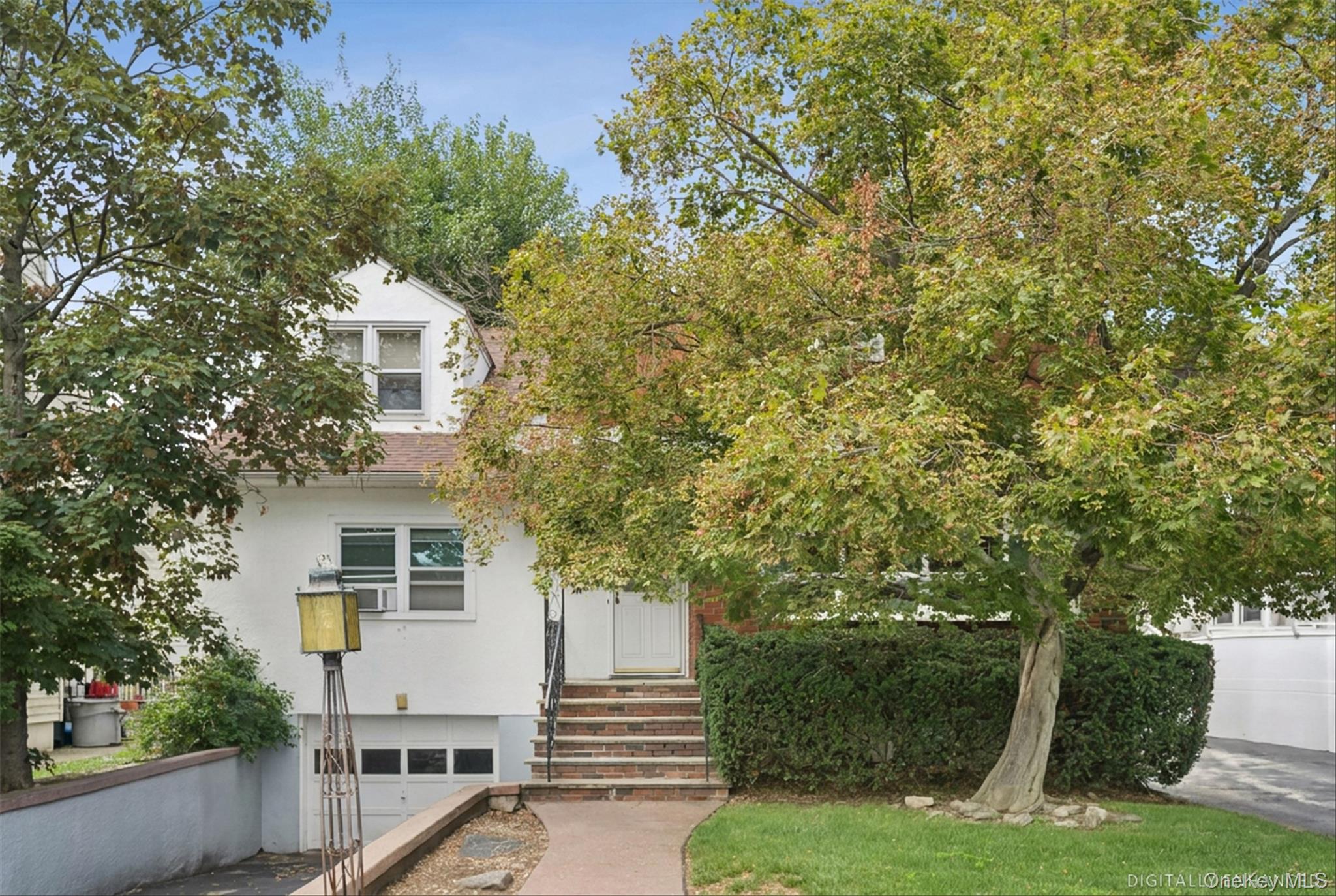 Exceptional investment opportunity in the heart of Mamaroneck. Set on...