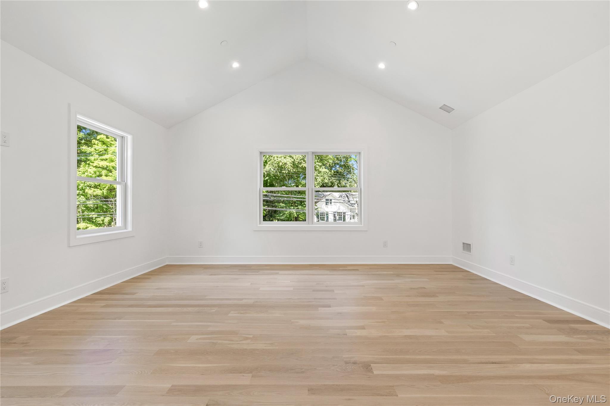 Photo 32 of this property