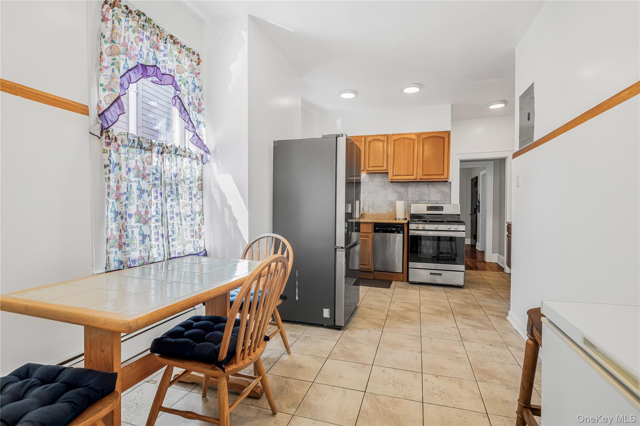 Photo 9 of this property