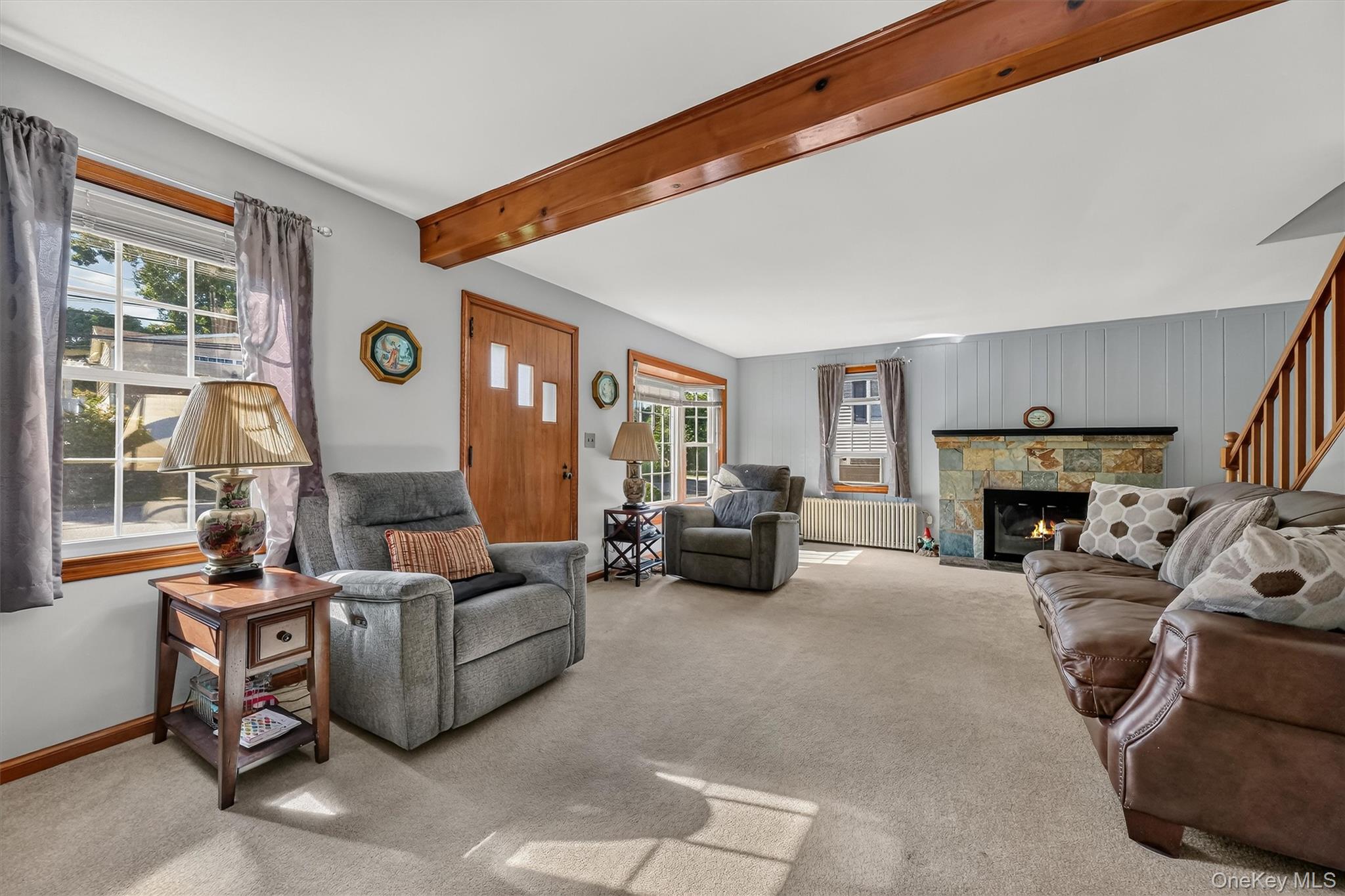Photo 4 of this property