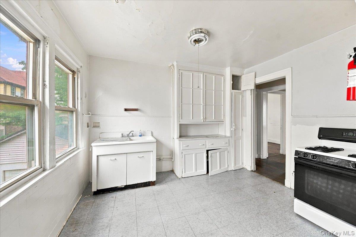 Photo 13 of this property