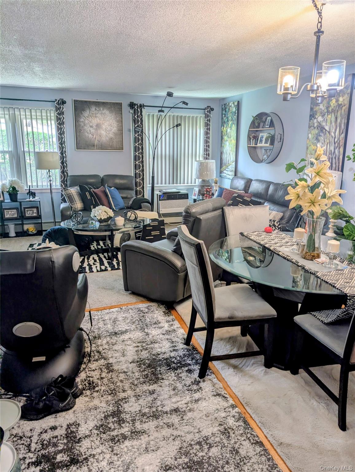 Photo 4 of this property