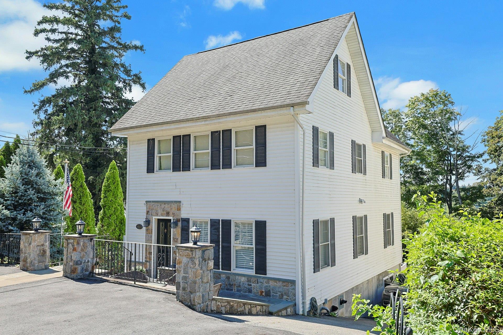 Photo 3 of this property