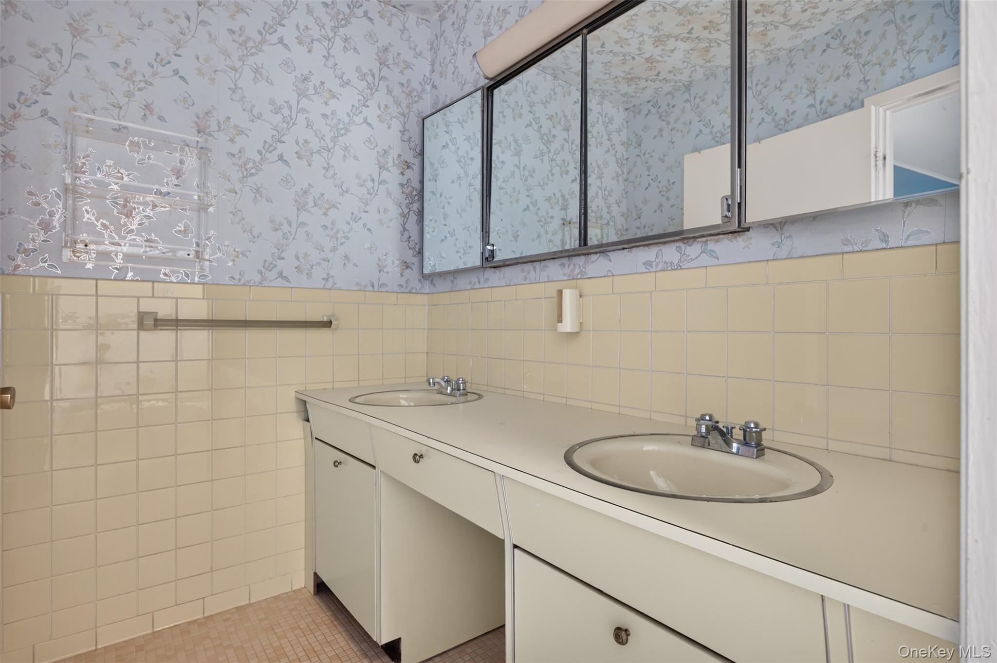 Photo 41 of this property