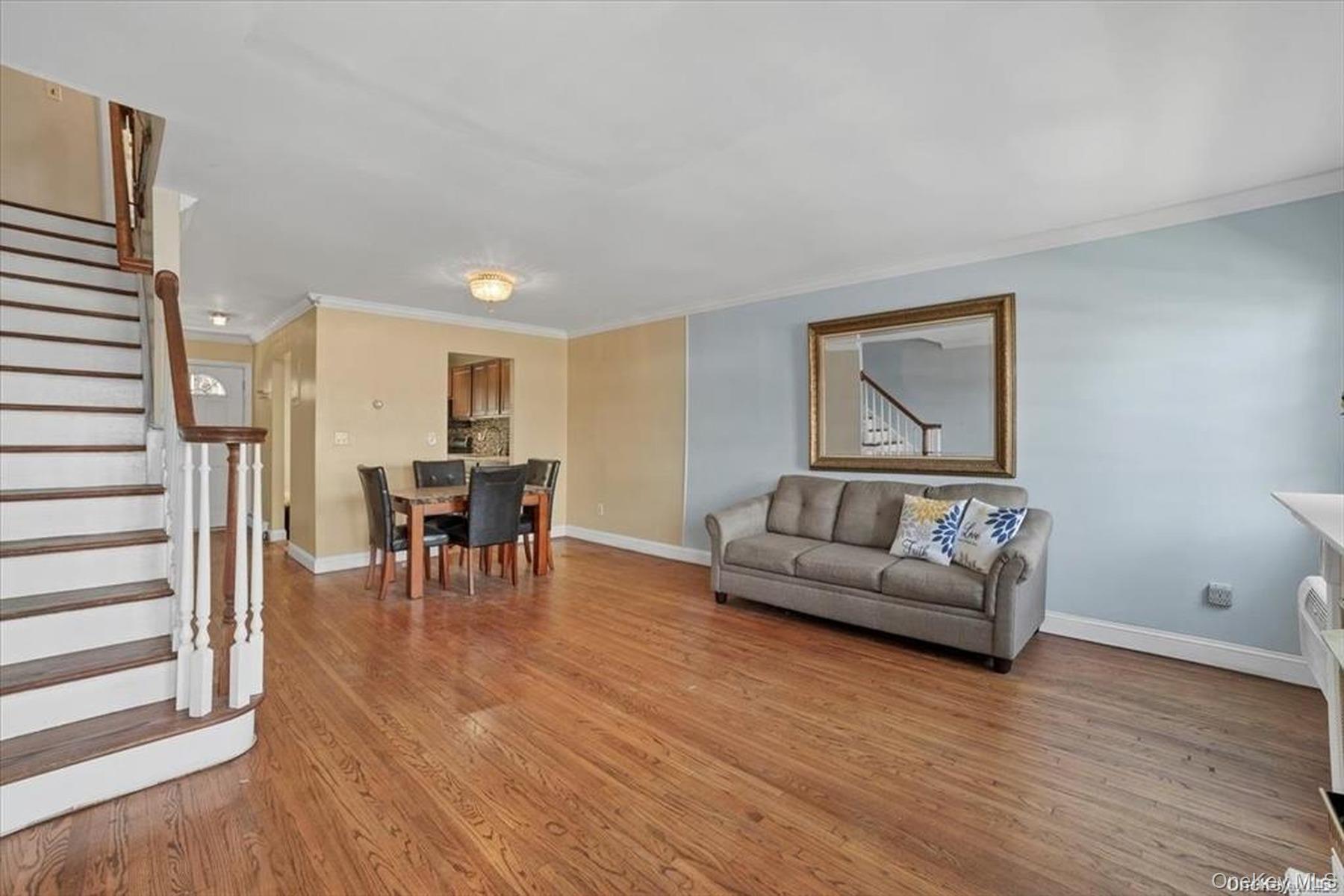 Photo 3 of this property