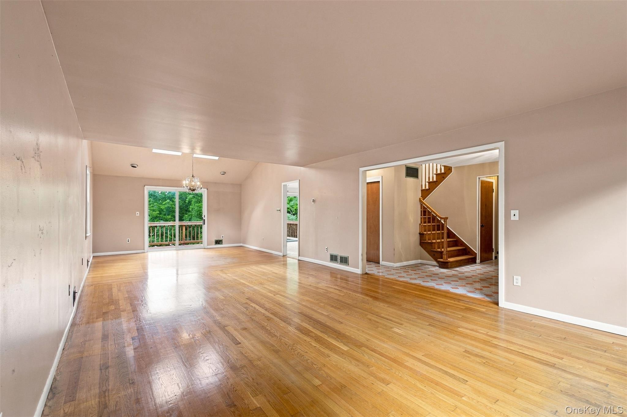 Photo 6 of this property