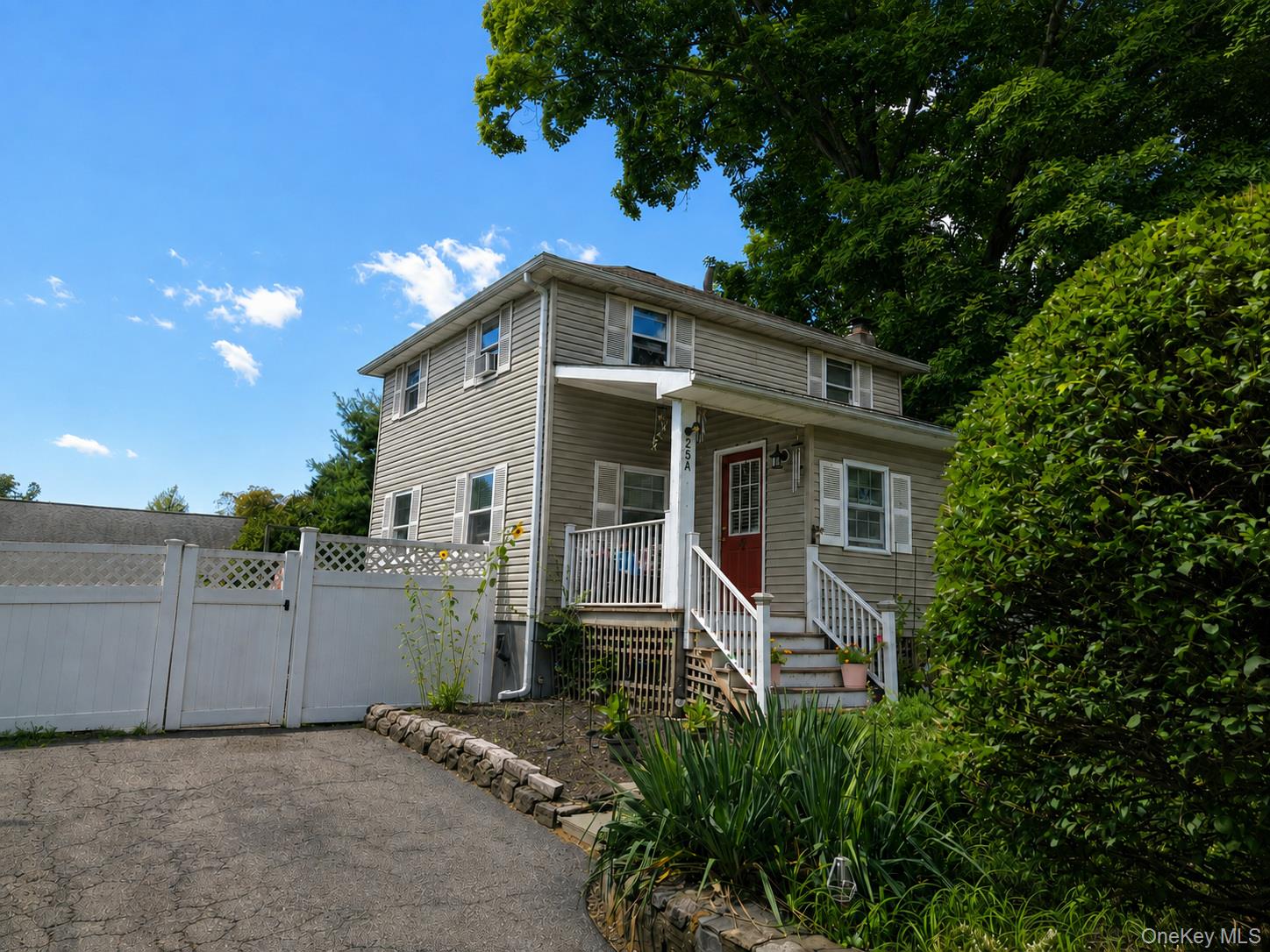 Photo 3 of this property