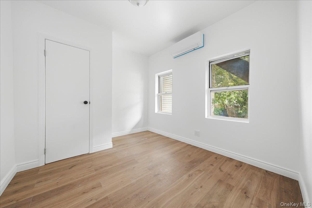Photo 4 of this property