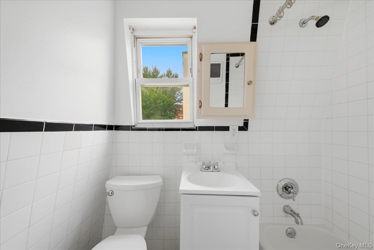 Photo 7 of this property