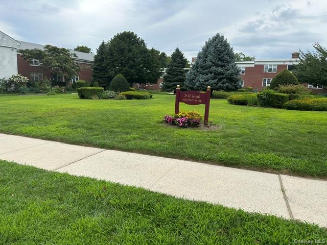 Recently updated and freshly painted.  2nd floor walkup.  
Pristine, t...