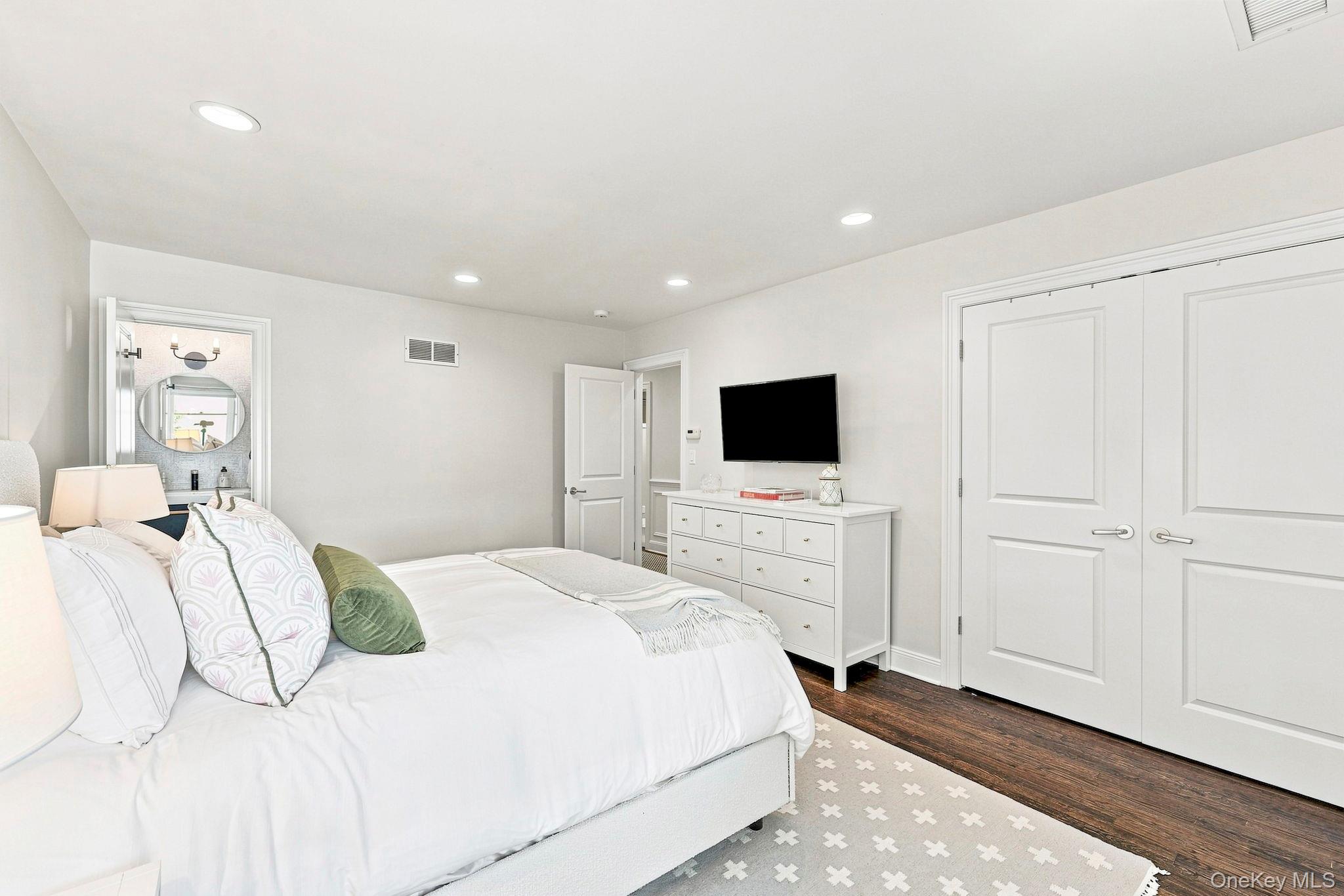 Photo 31 of this property