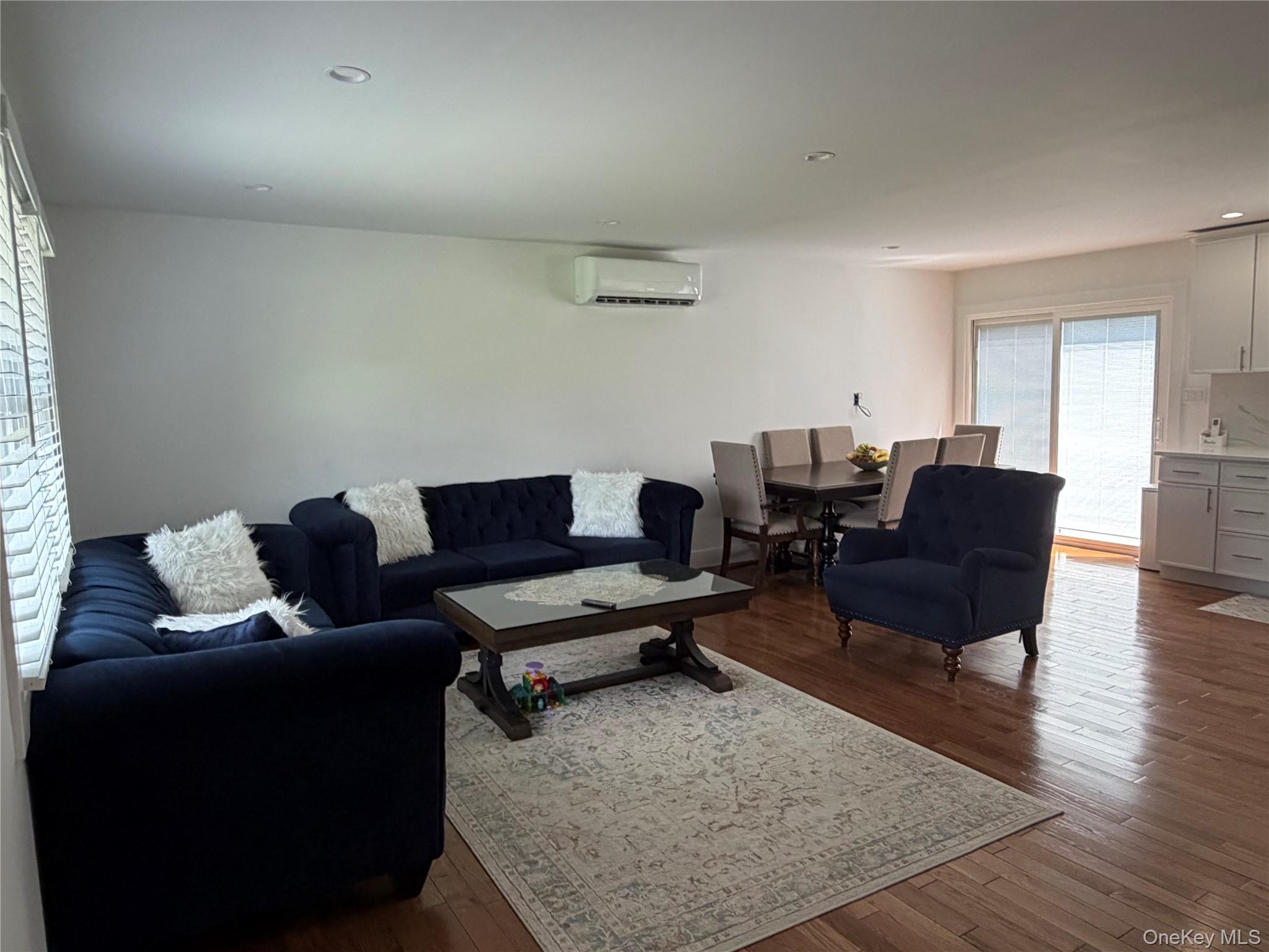 Photo 4 of this property