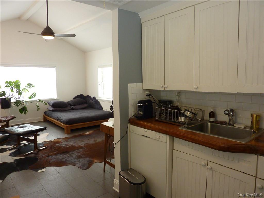 Photo 9 of this property