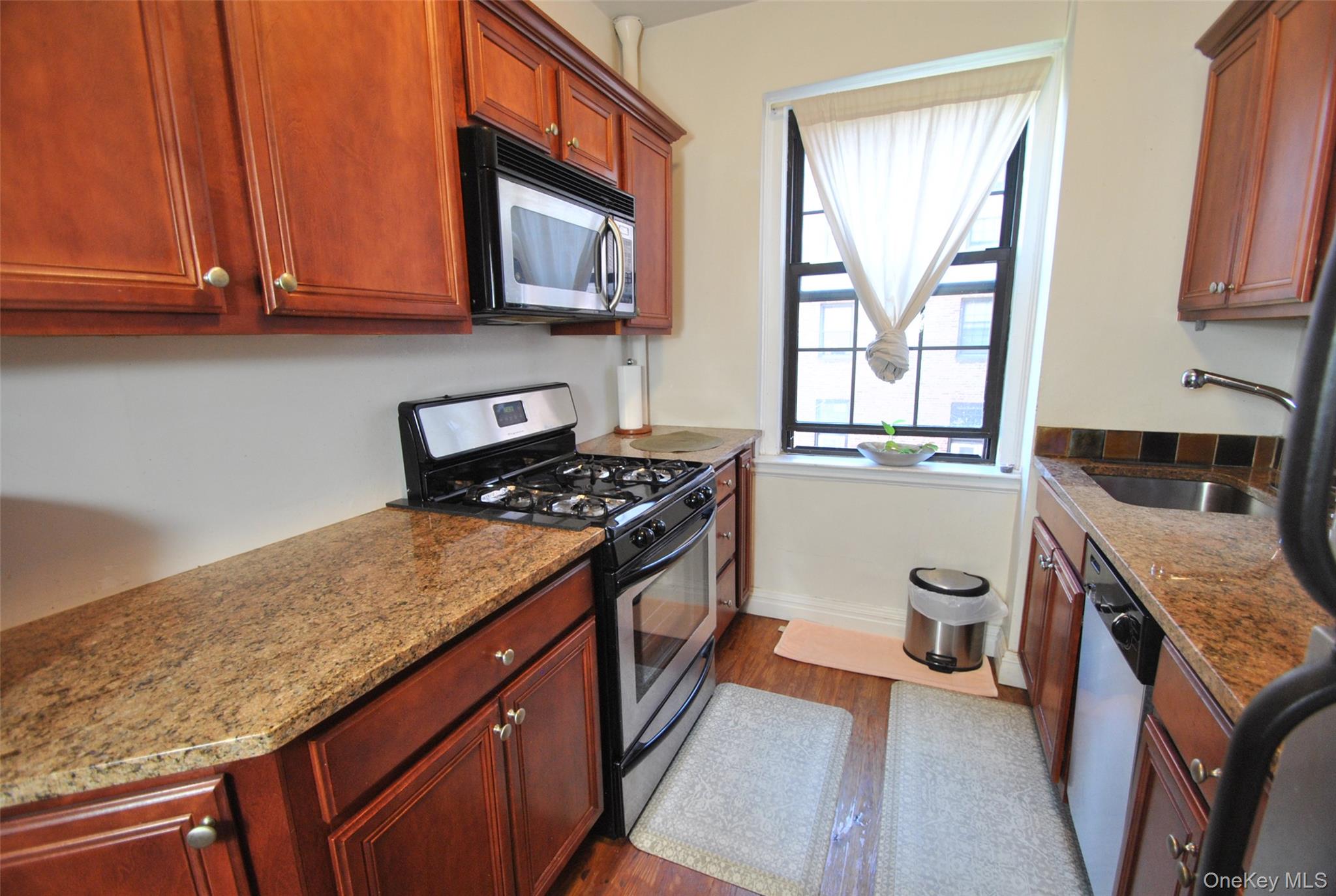 Photo 5 of this property