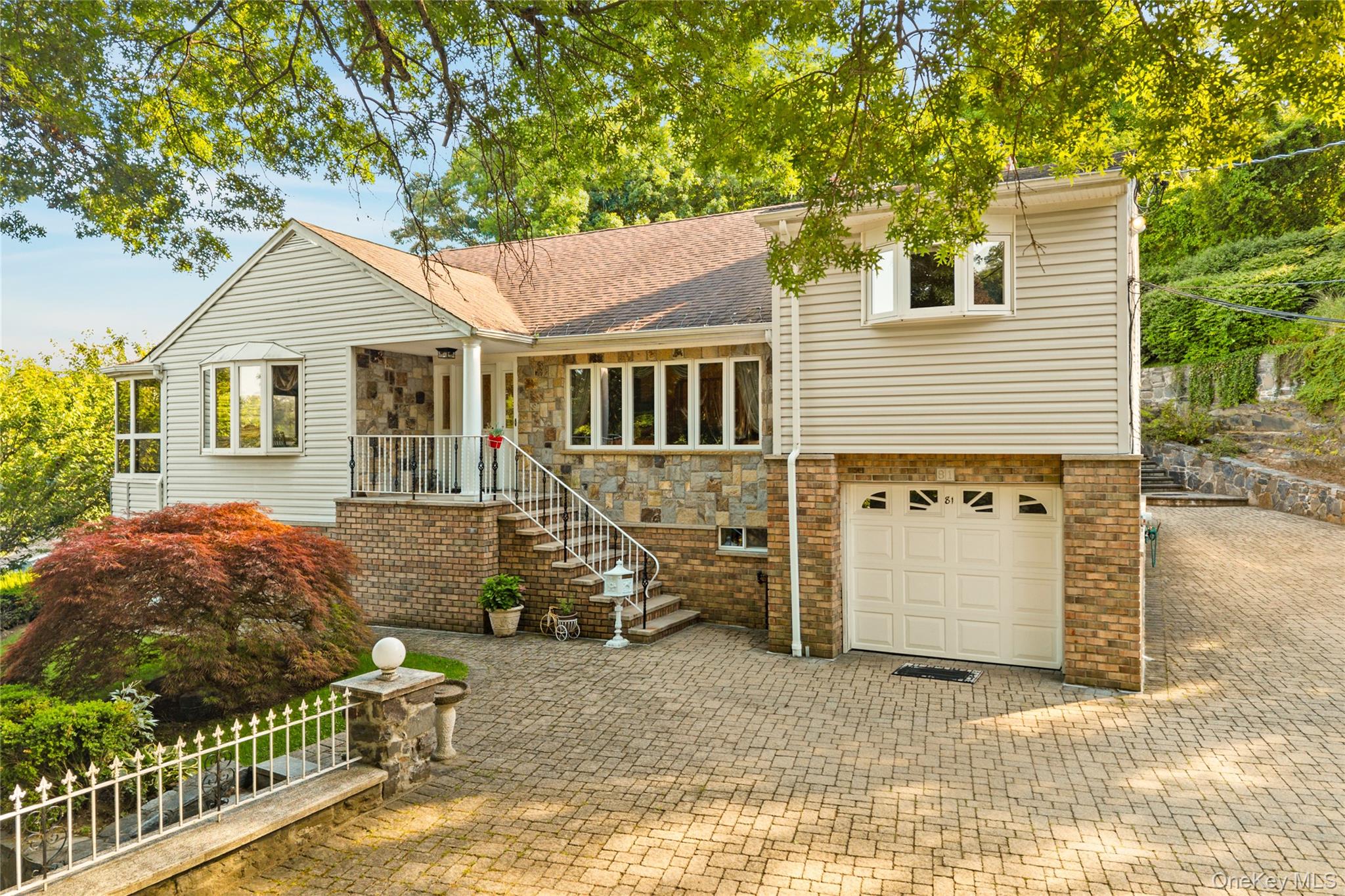 Photo 4 of this property