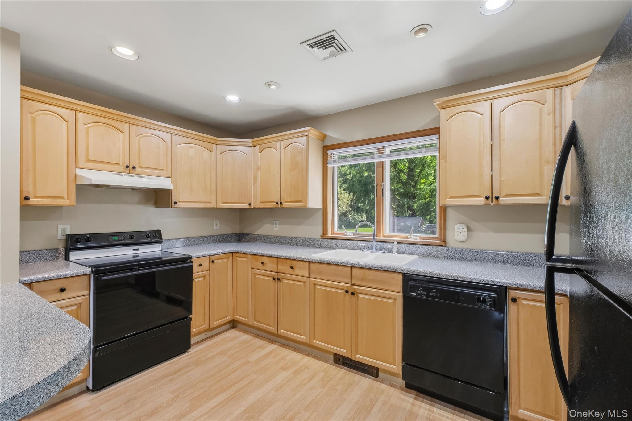 Photo 9 of this property