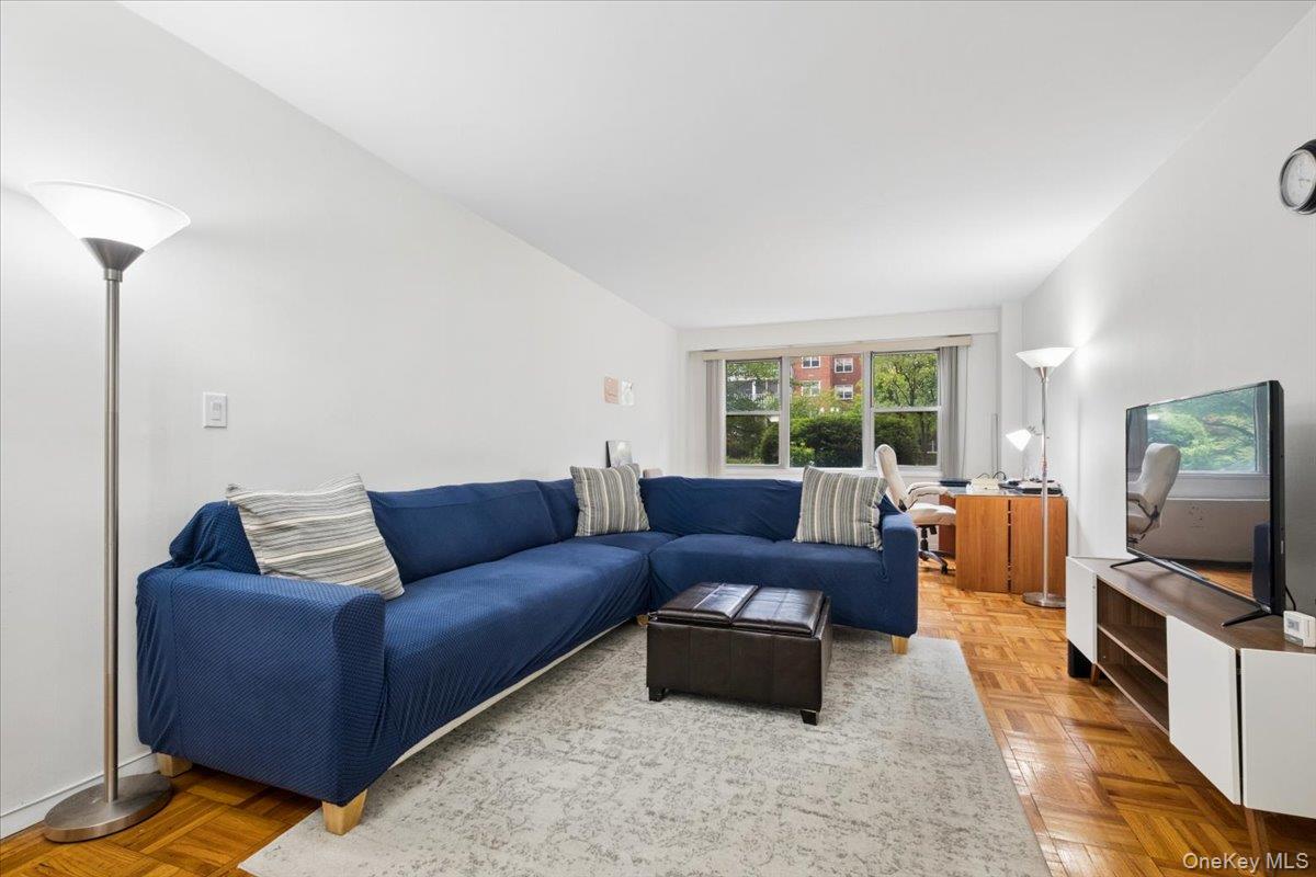 Photo 4 of this property