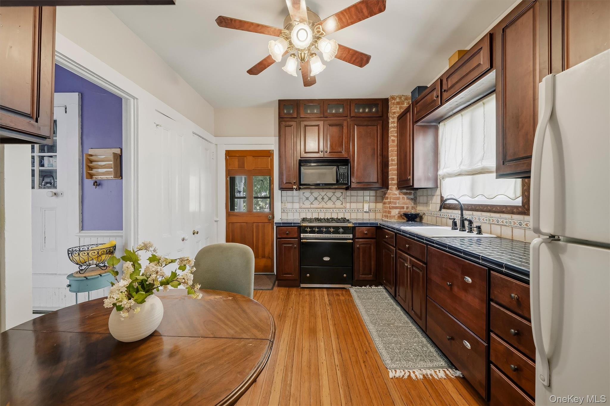 Photo 11 of this property