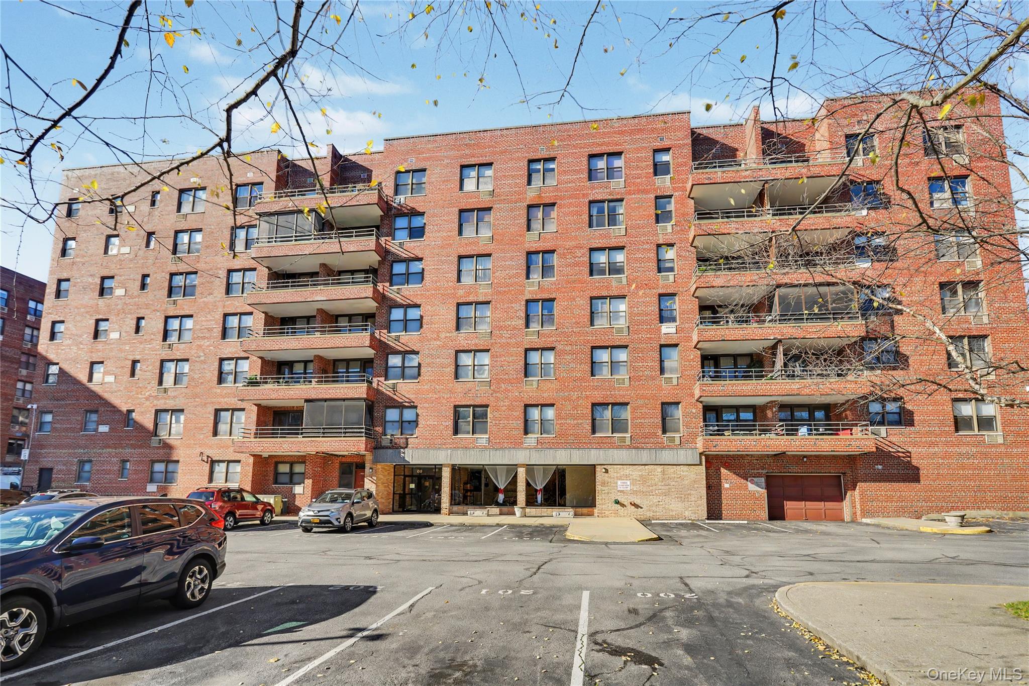 Welcome to comfortable, low-maintenance living at Bedford Plaza. This...