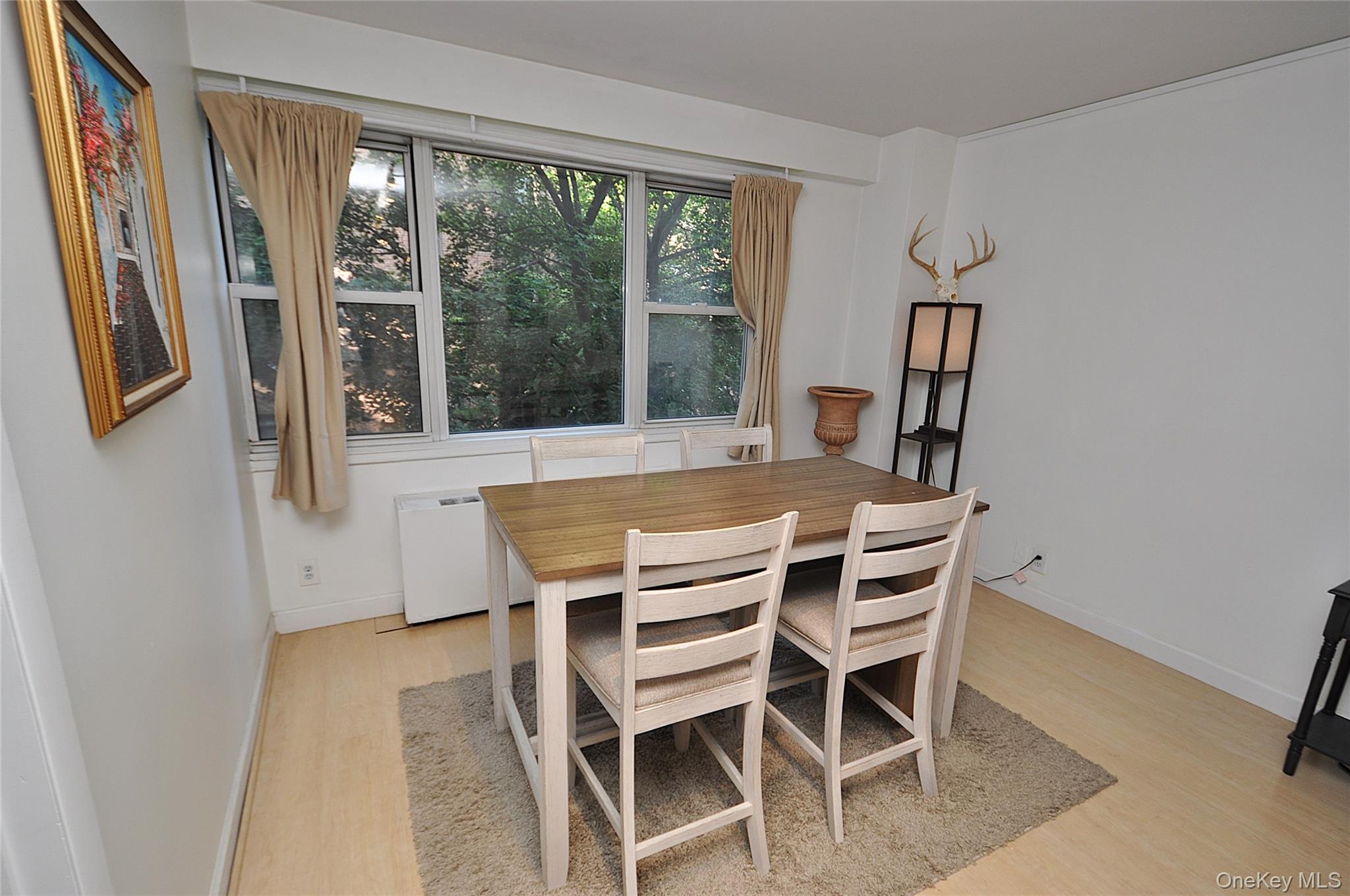 Photo 6 of this property