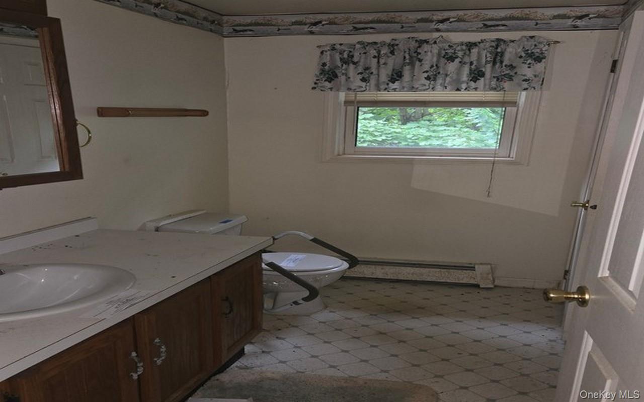 Photo 4 of this property