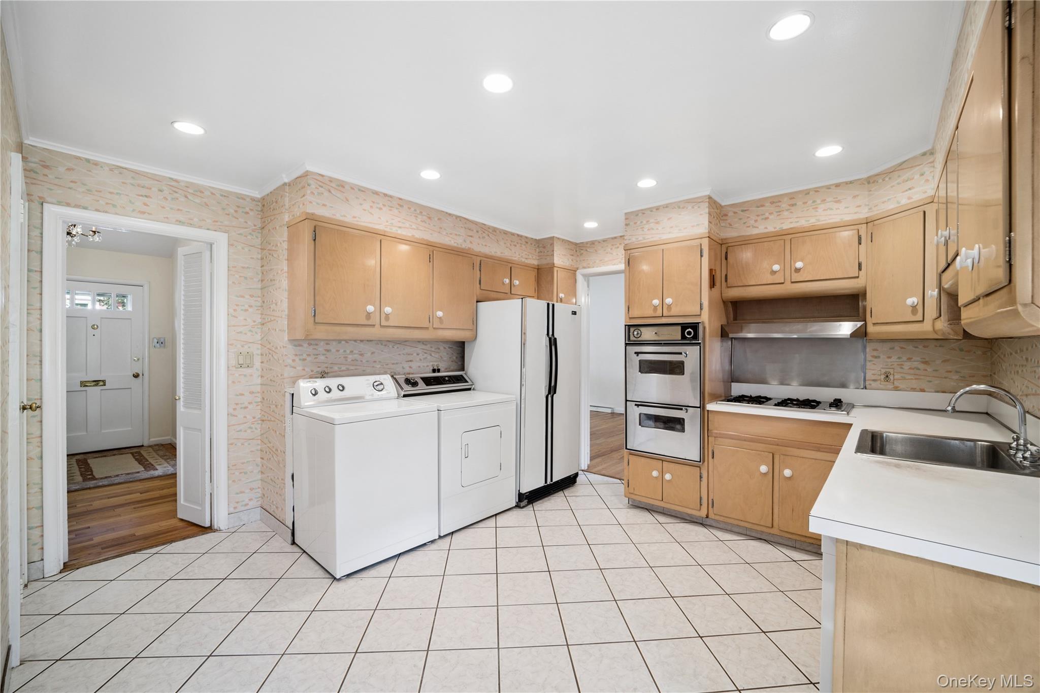 Photo 6 of this property