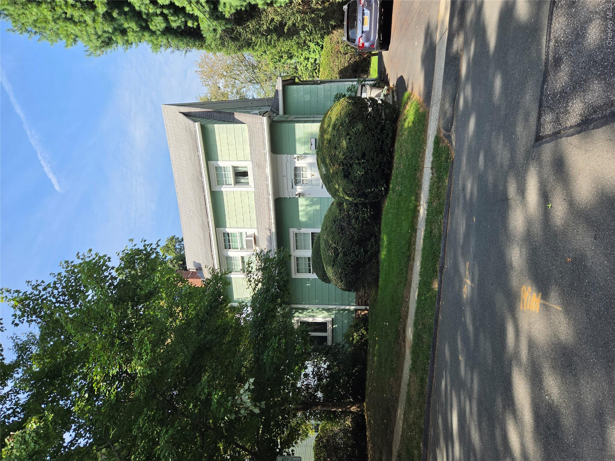 Photo 3 of this property