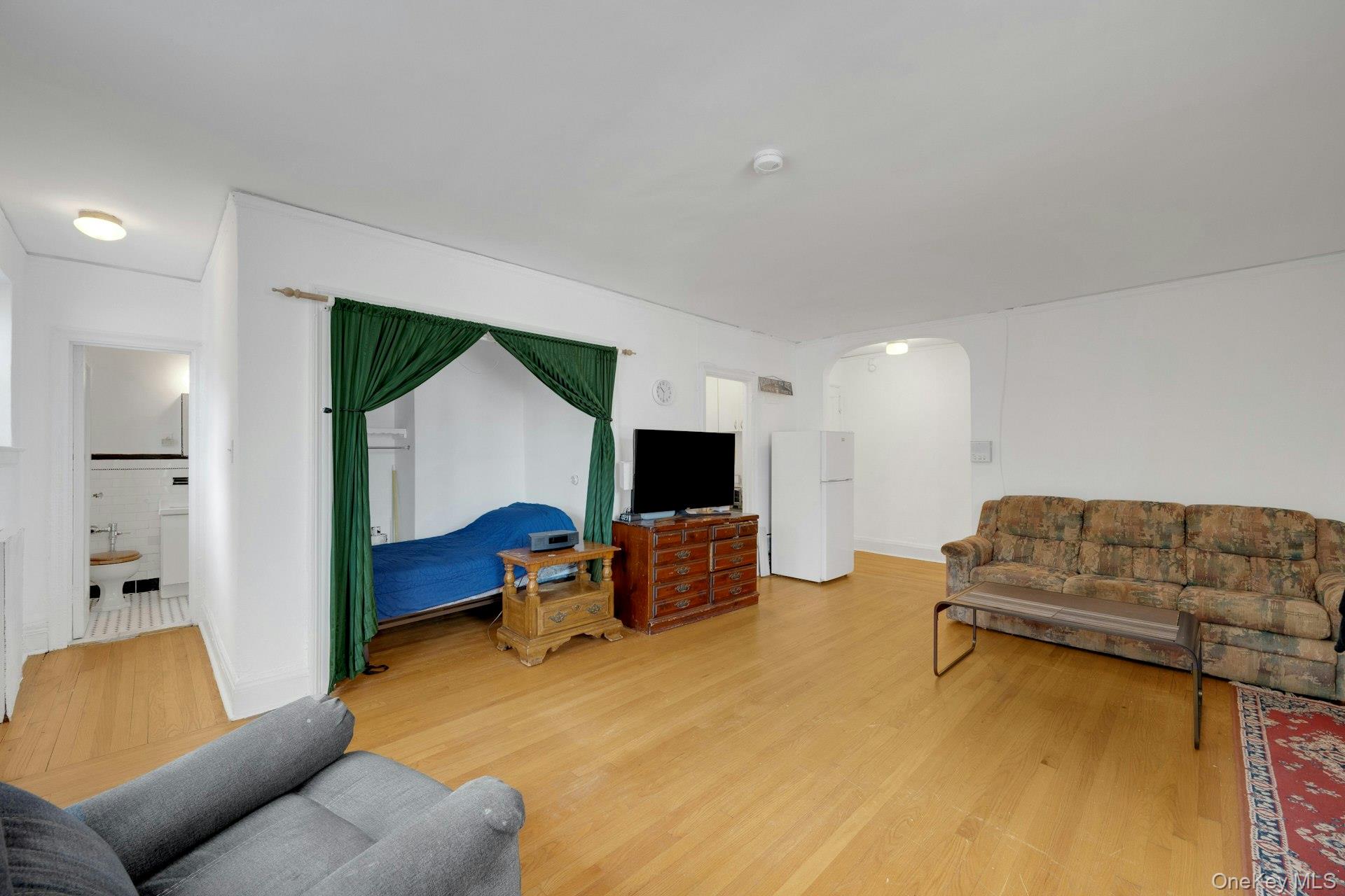 Photo 9 of this property