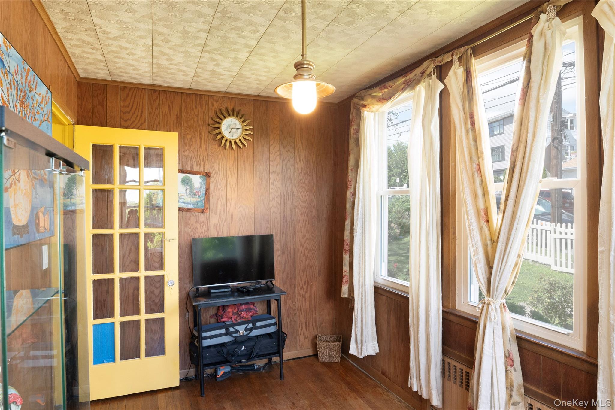 Photo 6 of this property