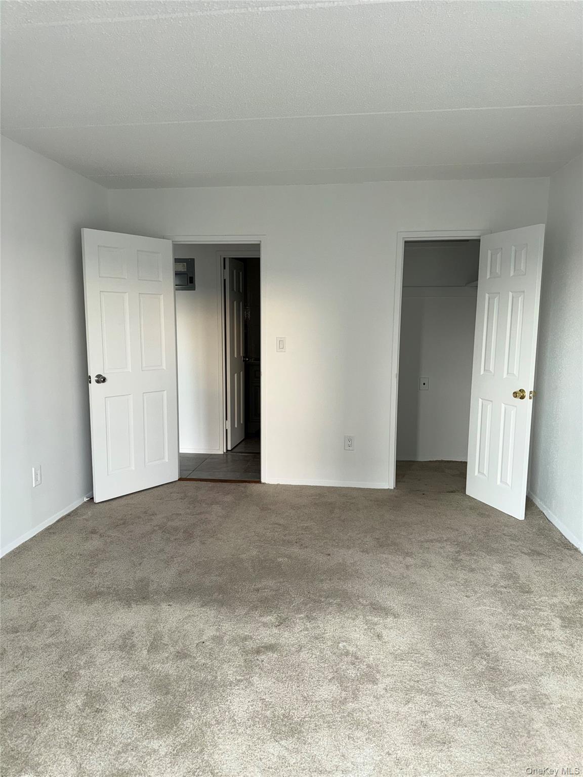 Photo 4 of this property