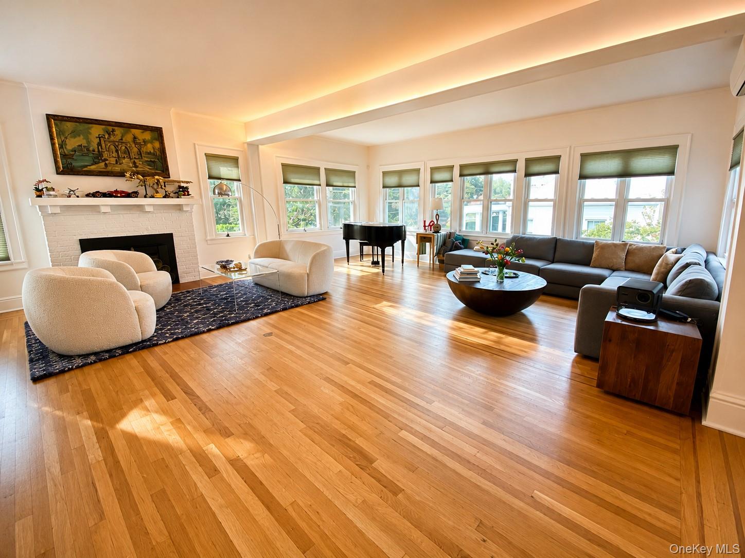 Photo 6 of this property