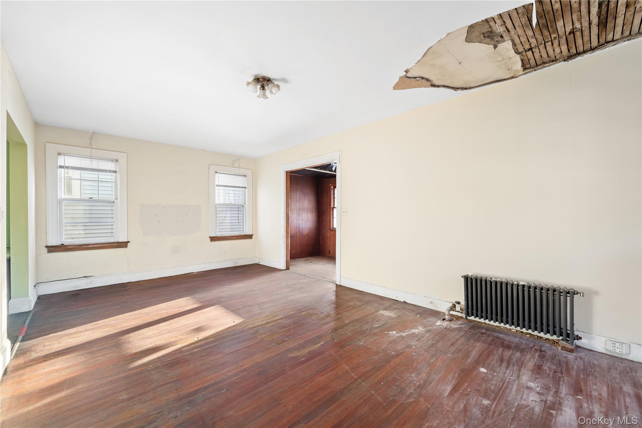 Photo 3 of this property