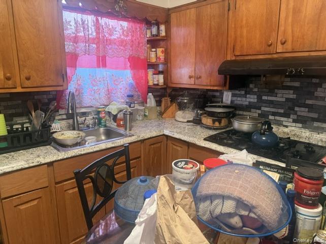 Photo 3 of this property