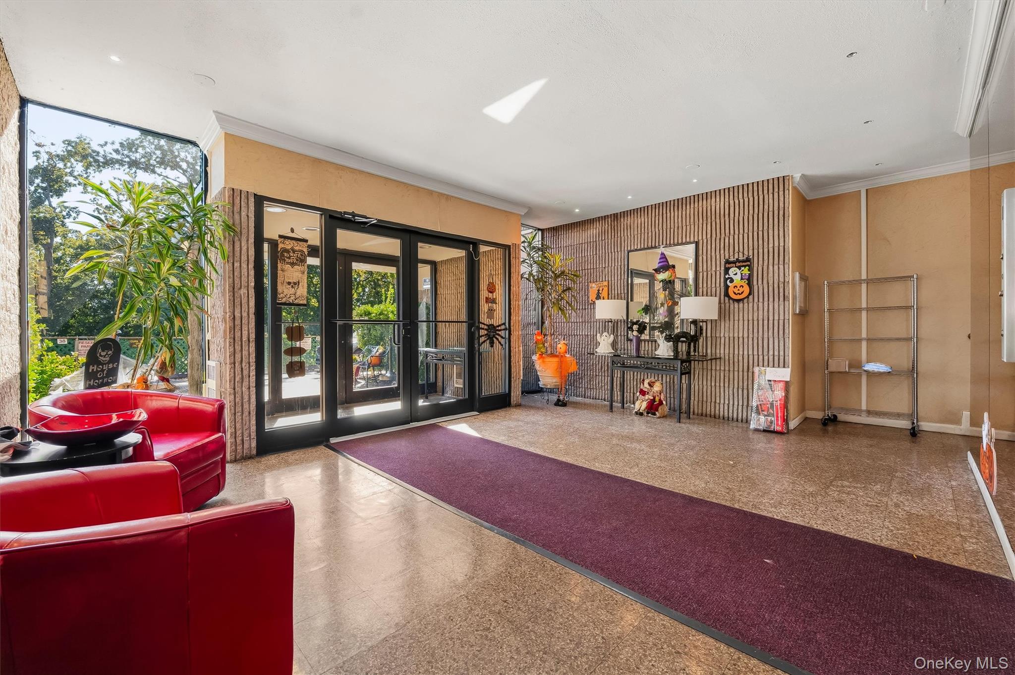 Photo 4 of this property