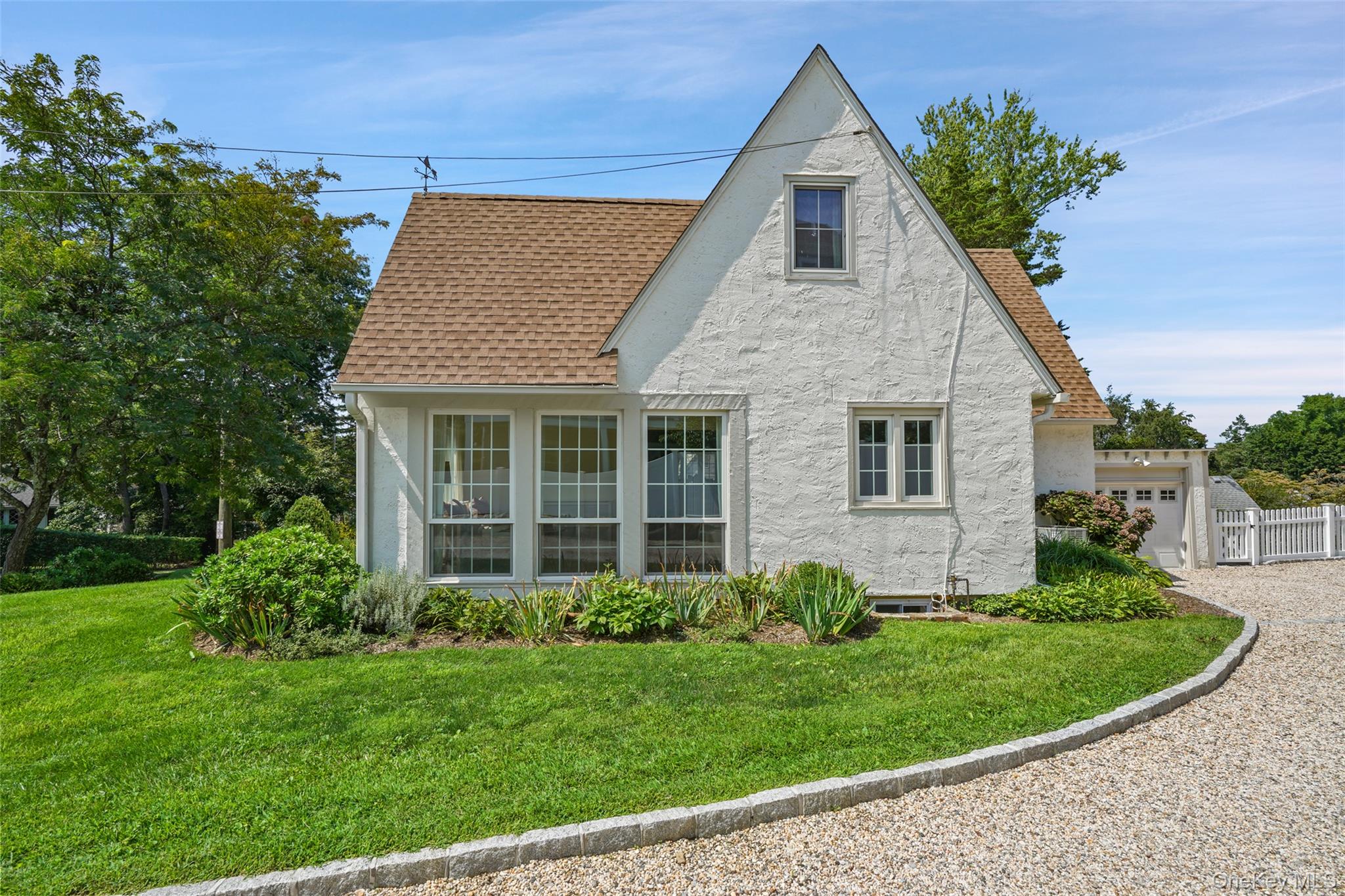 Photo 3 of this property