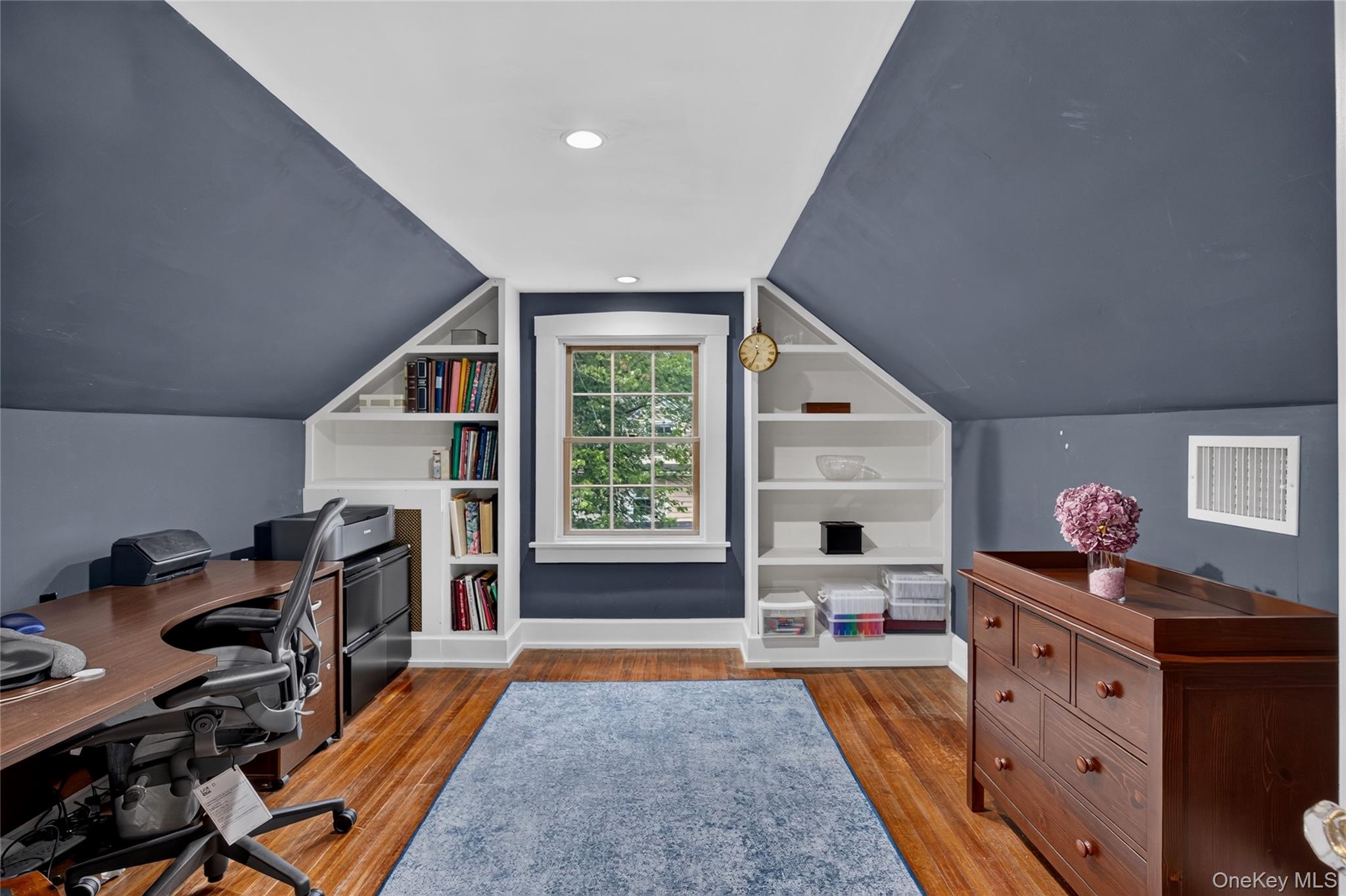 Photo 33 of this property