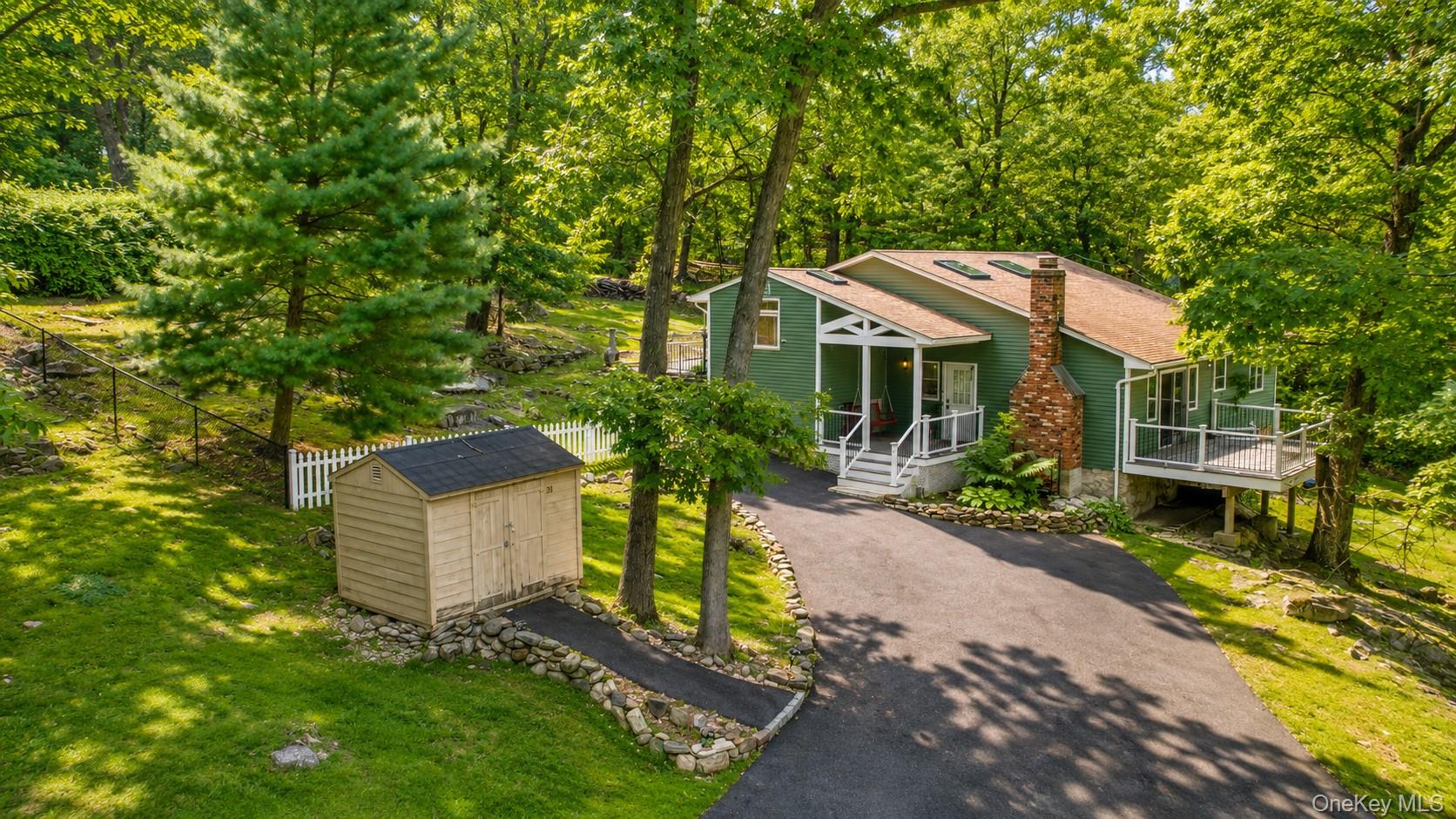 Photo 4 of this property