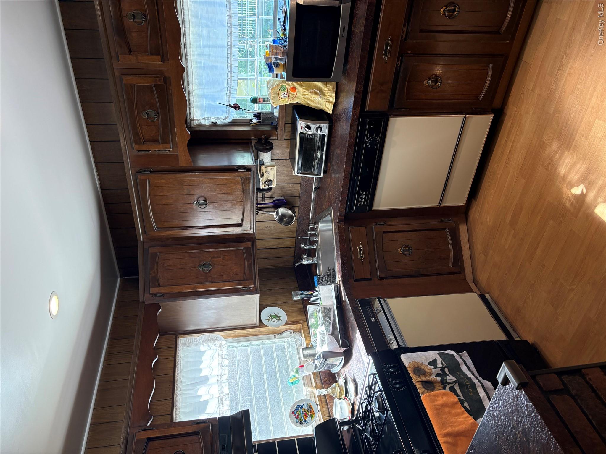 Photo 6 of this property