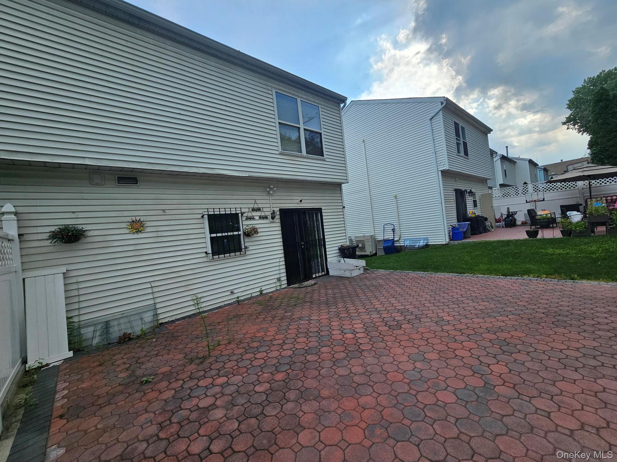 Photo 18 of this property