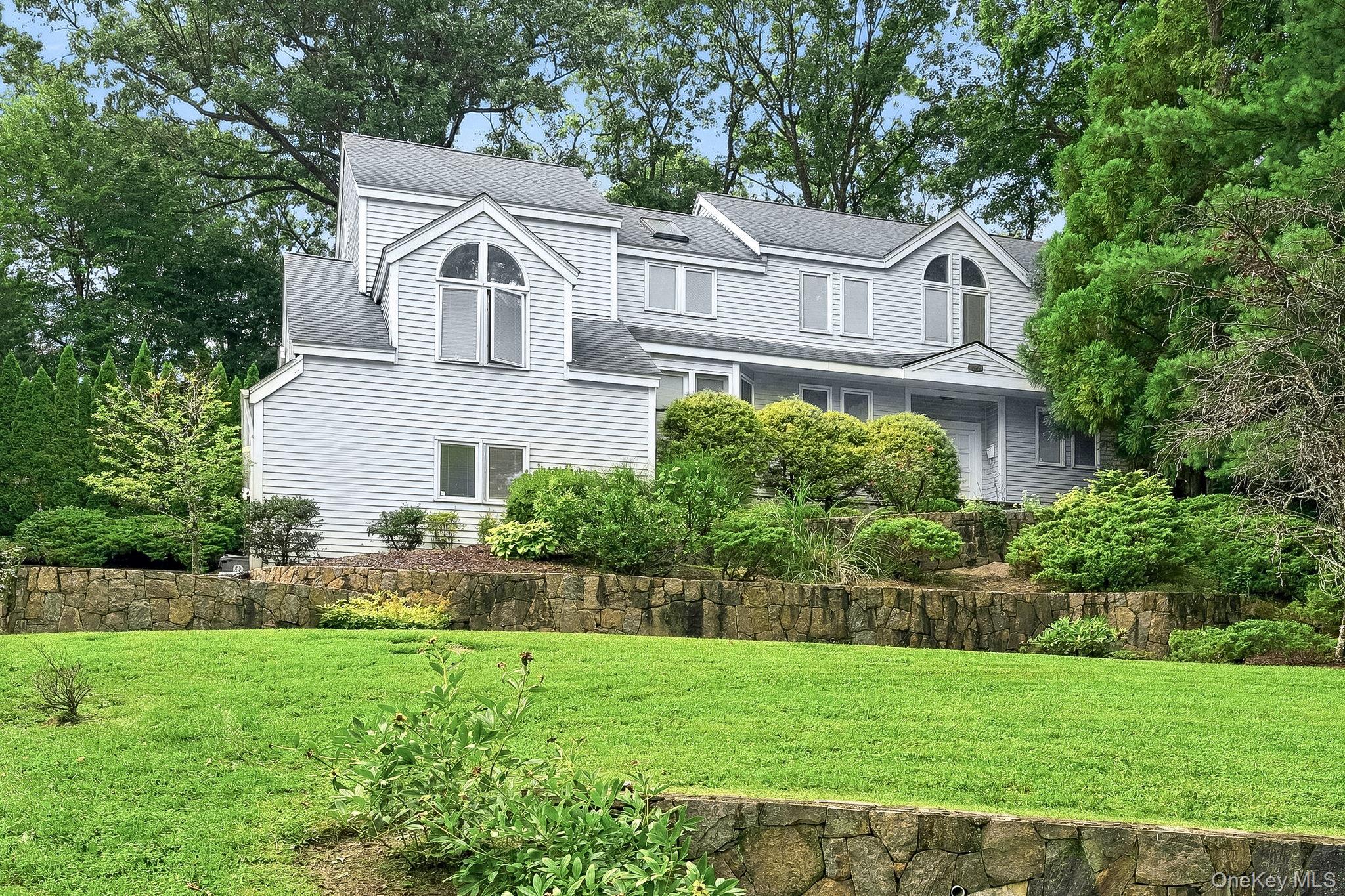 Photo 4 of this property