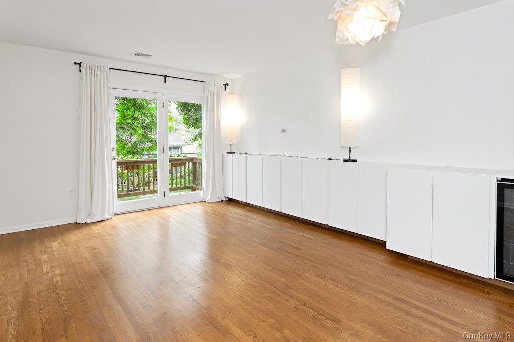 Photo 3 of this property