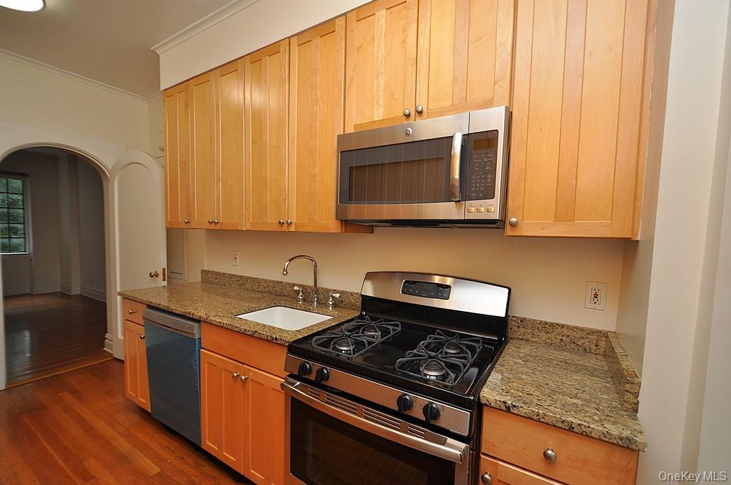 Photo 7 of this property