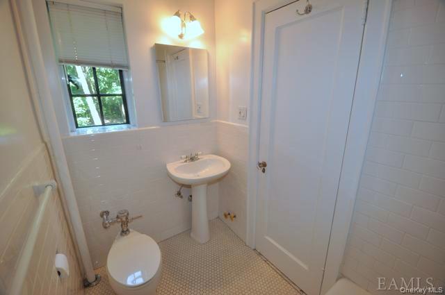 Photo 14 of this property
