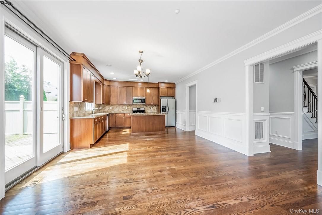 Photo 11 of this property