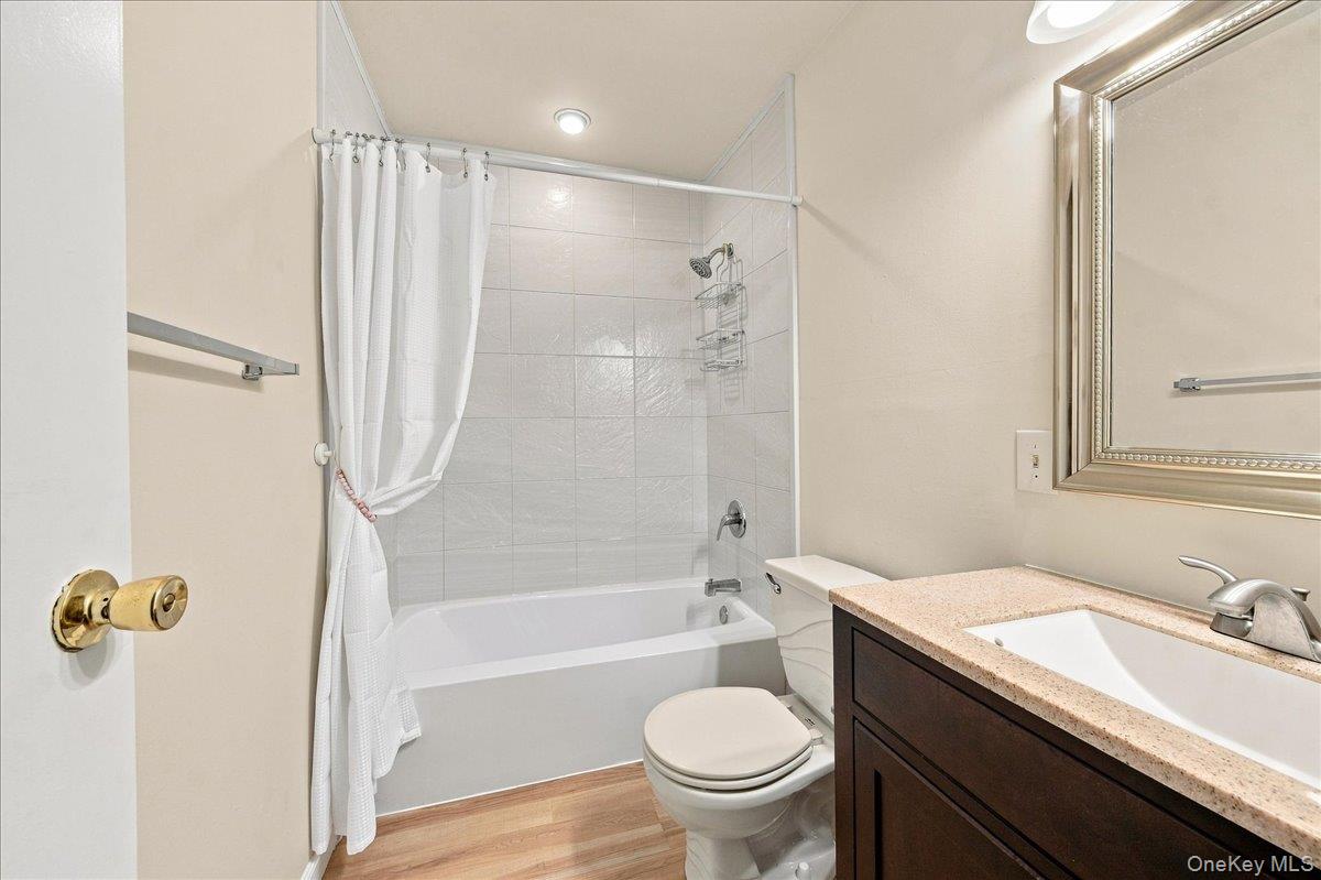 Photo 7 of this property