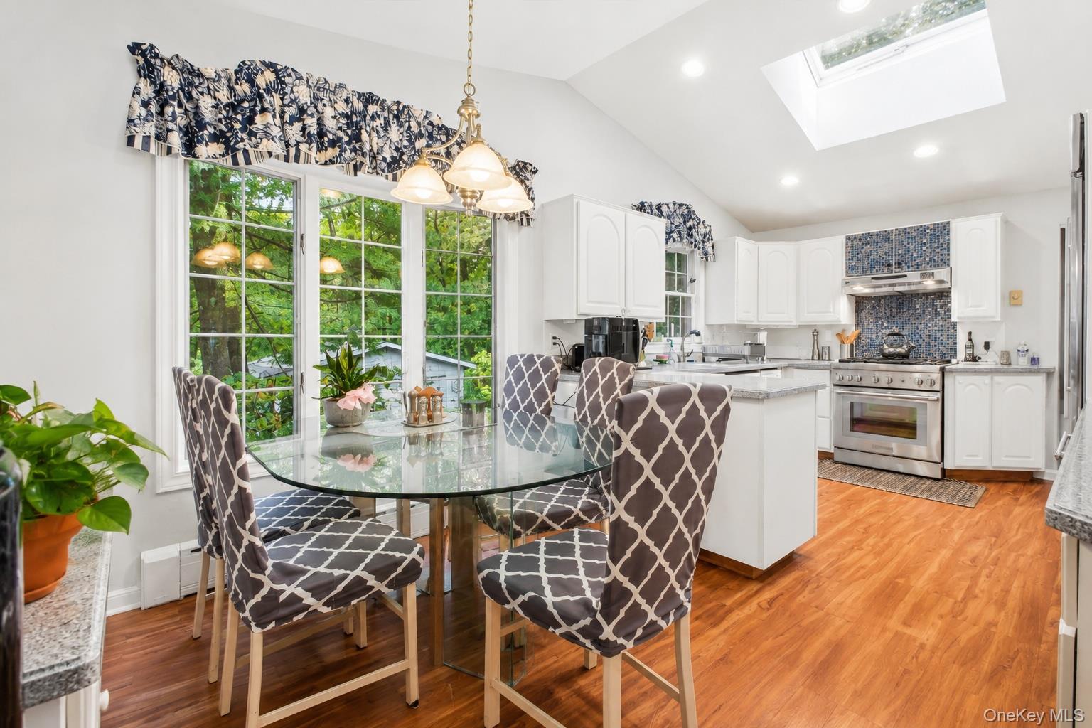 Photo 7 of this property