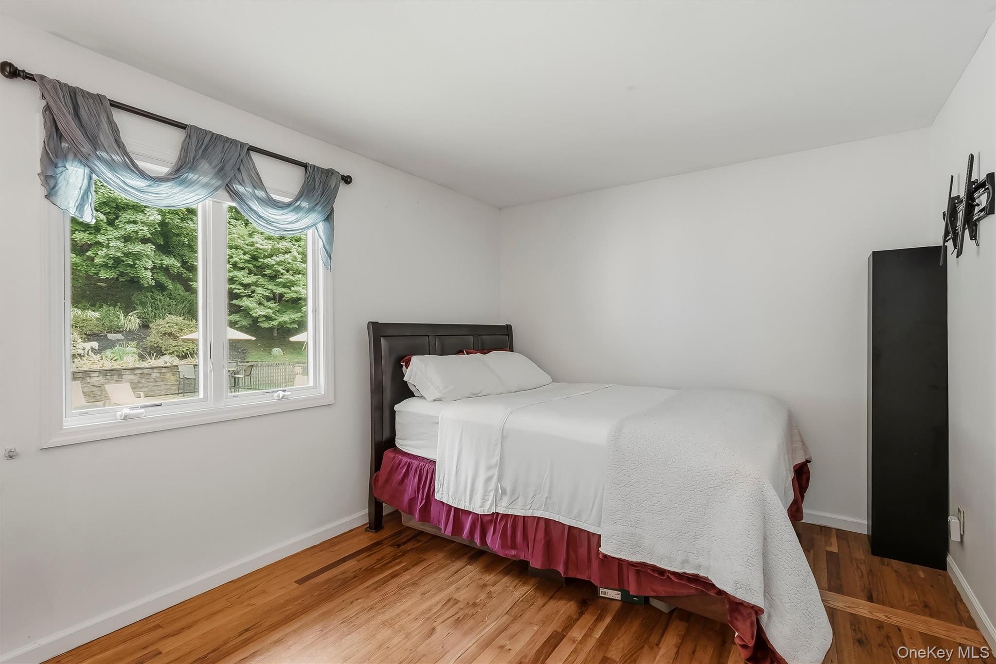 Photo 32 of this property