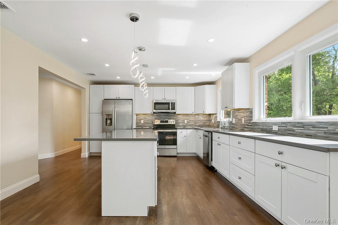 Photo 3 of this property