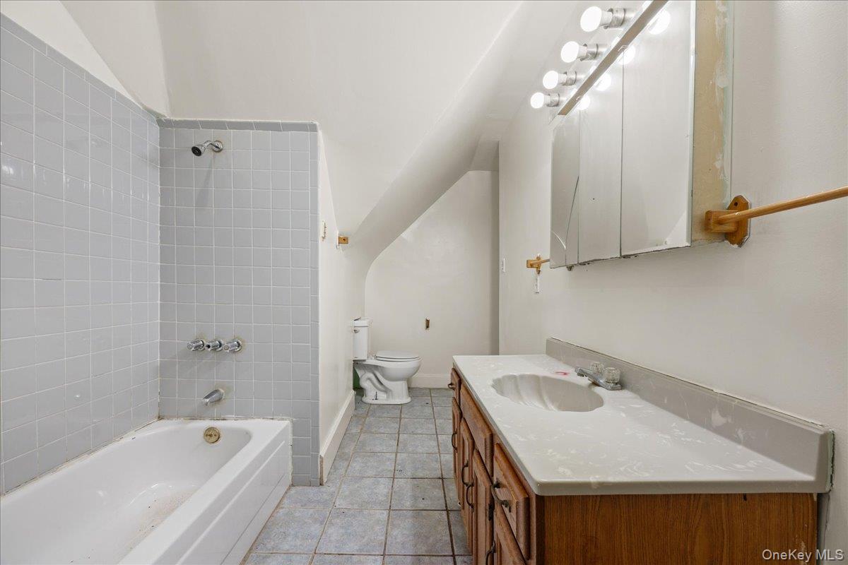 Photo 33 of this property