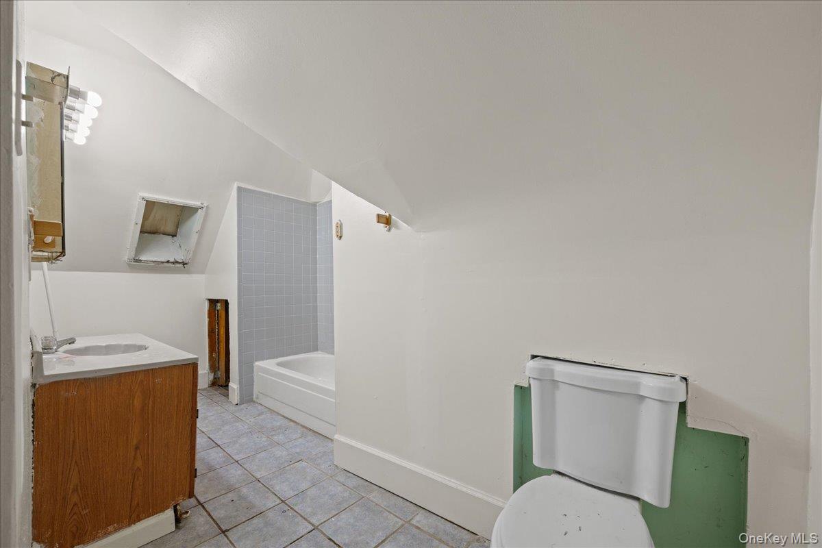 Photo 32 of this property